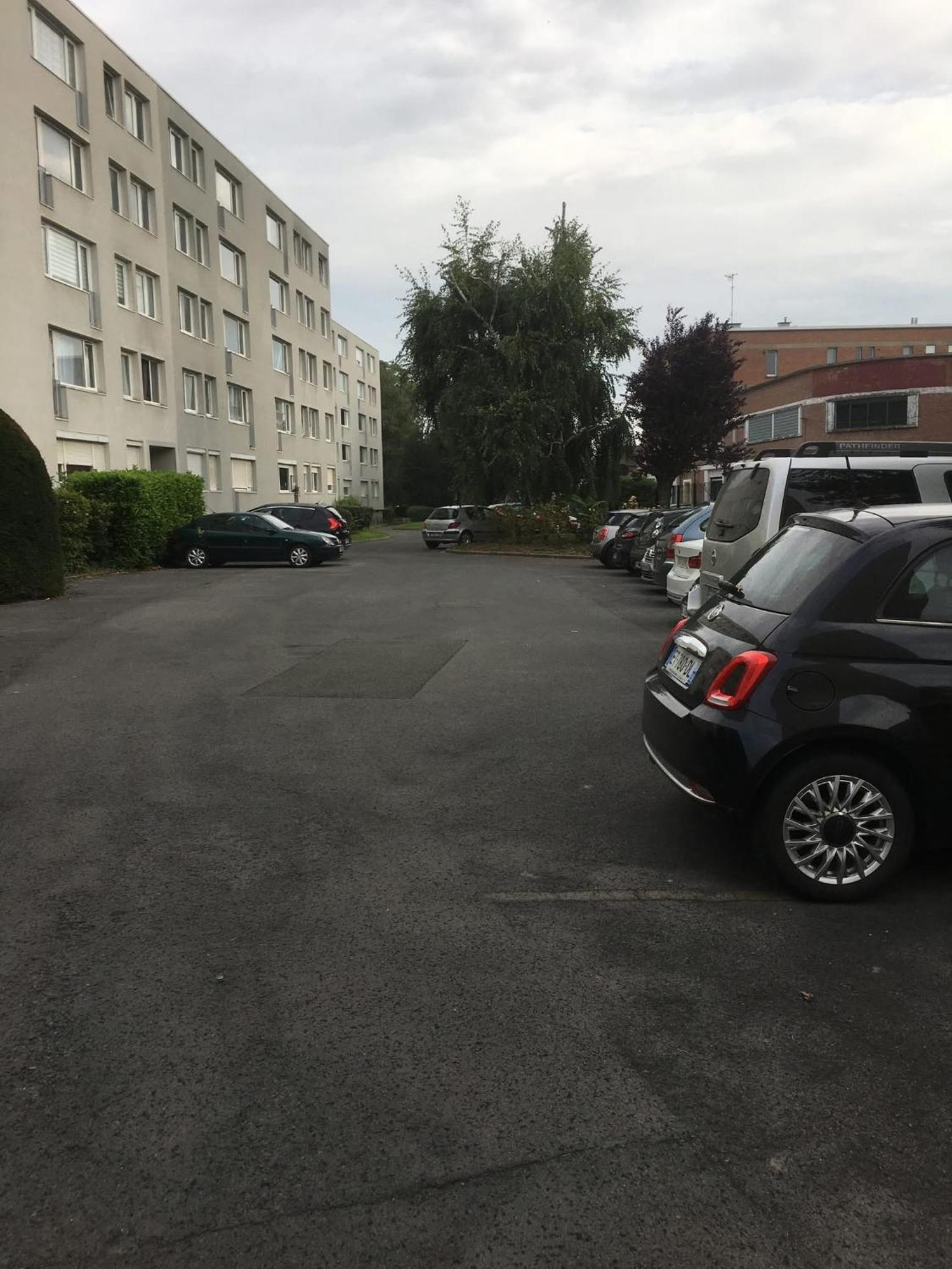 Ferienwohnung Au Petit Bonheur Imprevu Douai Exterior foto
