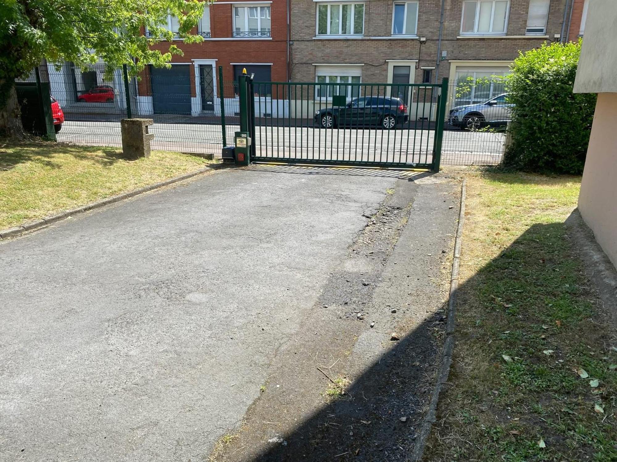 Ferienwohnung Au Petit Bonheur Imprevu Douai Exterior foto